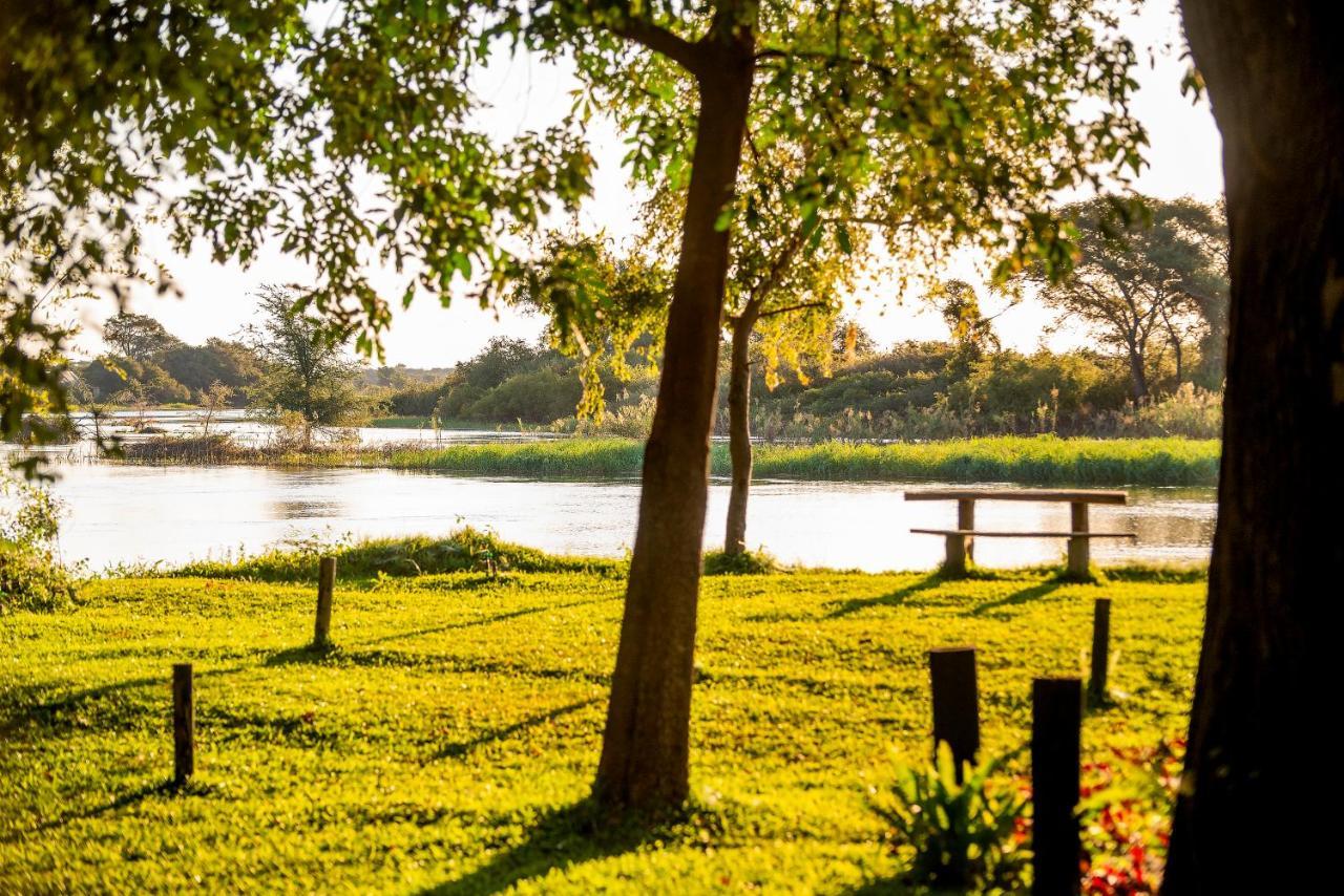 Zambezi Mubala Camp Hotel Katima Mulilo Luaran gambar