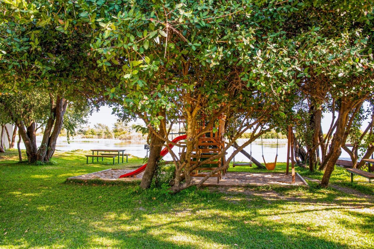 Zambezi Mubala Camp Hotel Katima Mulilo Luaran gambar