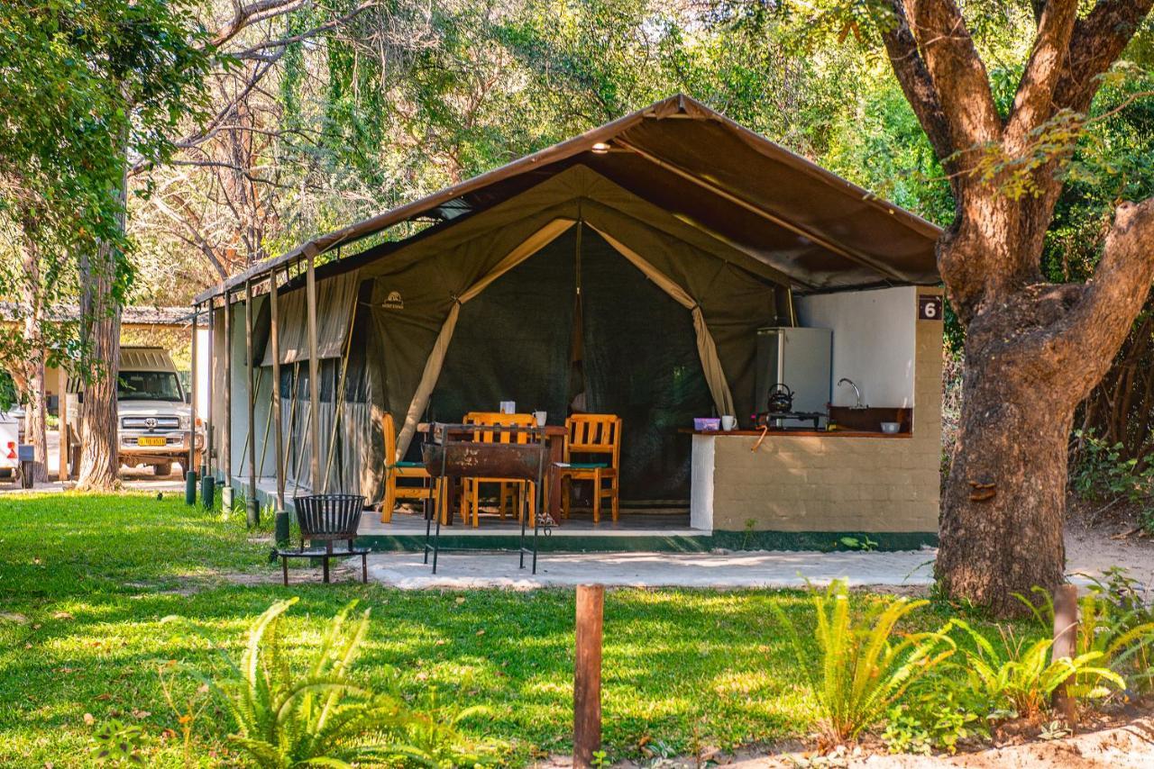 Zambezi Mubala Camp Hotel Katima Mulilo Luaran gambar