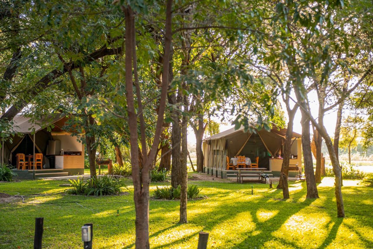 Zambezi Mubala Camp Hotel Katima Mulilo Luaran gambar