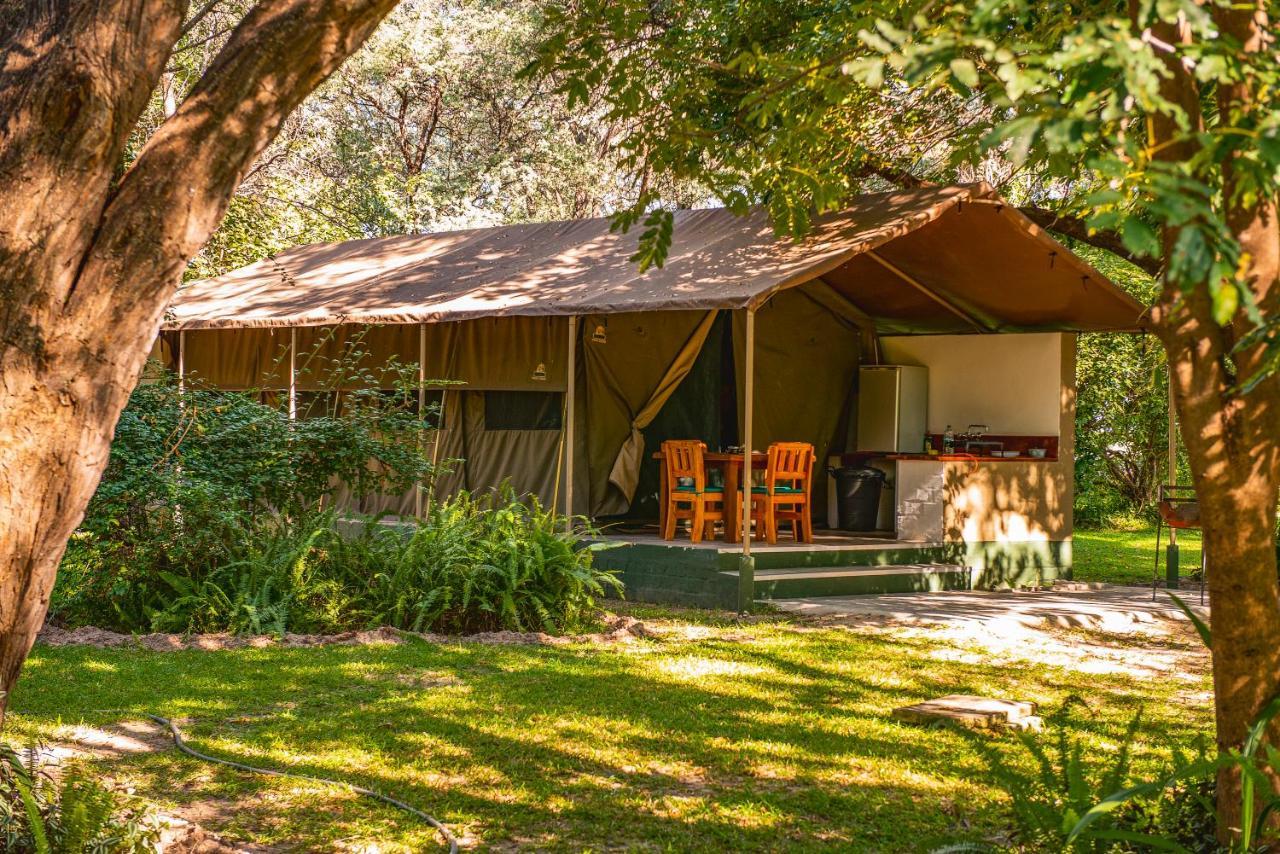 Zambezi Mubala Camp Hotel Katima Mulilo Luaran gambar