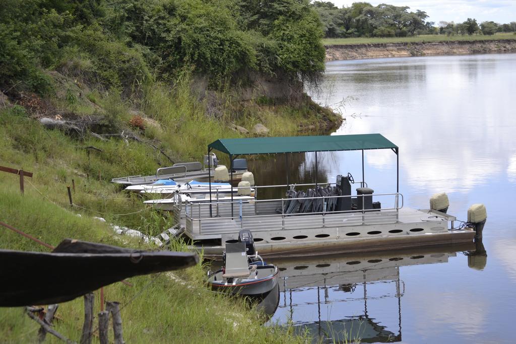 Zambezi Mubala Camp Hotel Katima Mulilo Luaran gambar